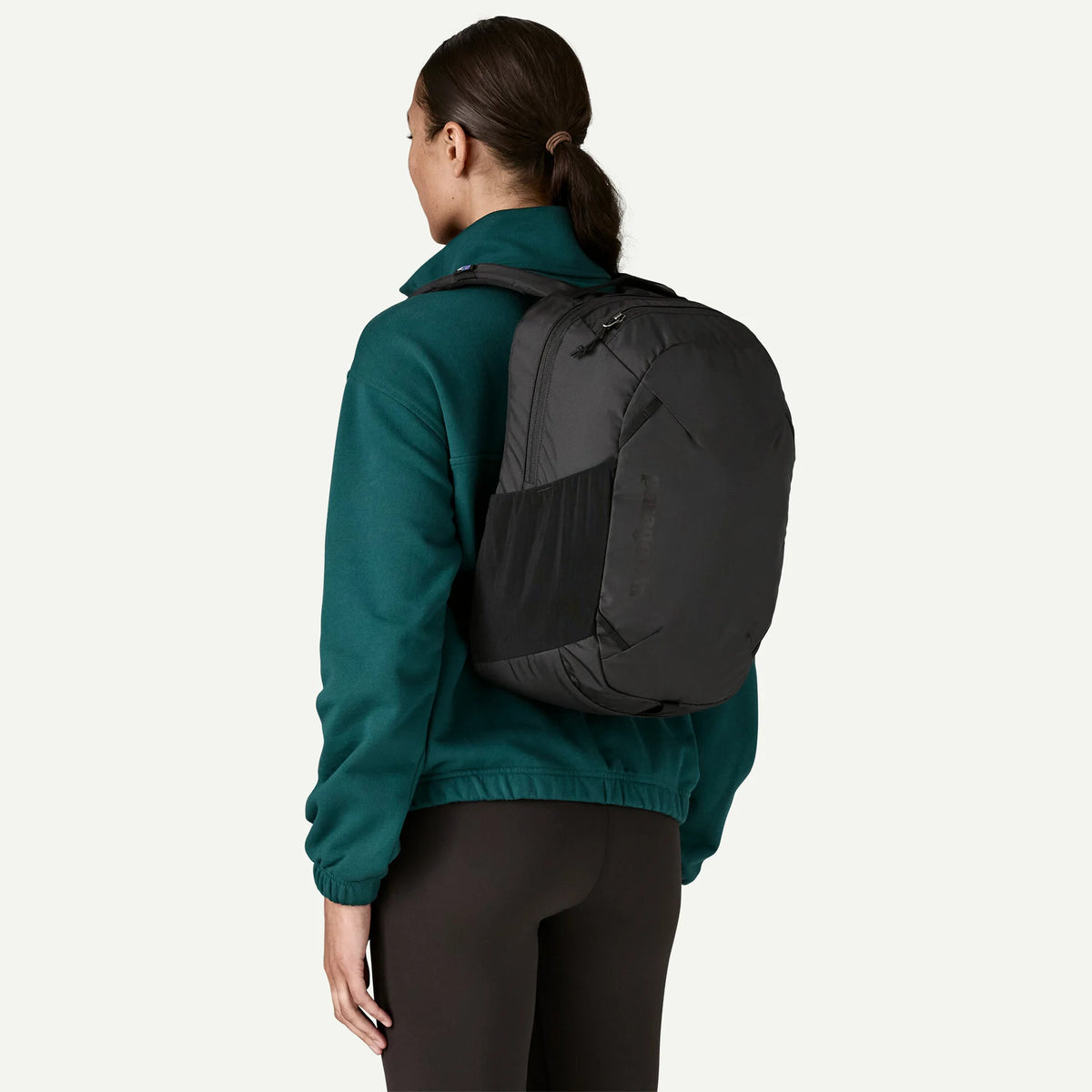 Patagonia Atom Day Pack 24L – Lightweight Everyday Backpack
