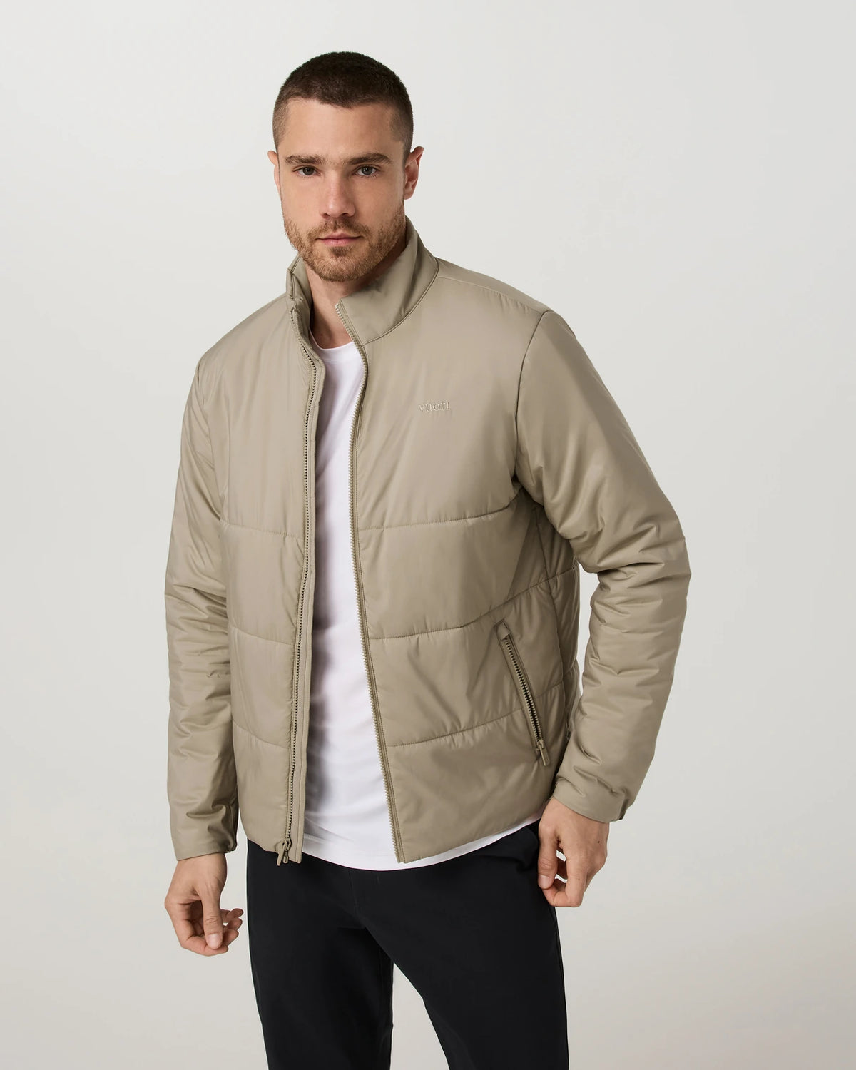 Vuori Echo Insulated Jacket 3.0 Men’s in Truffle – on model