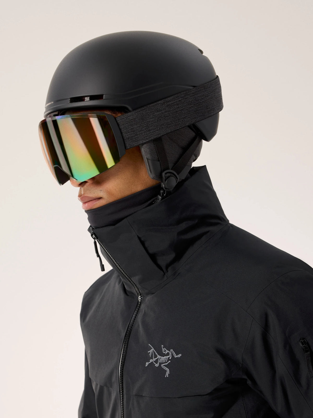 Arc'teryx Macai Down Jacket - Men's - BLACK - Collar Detail