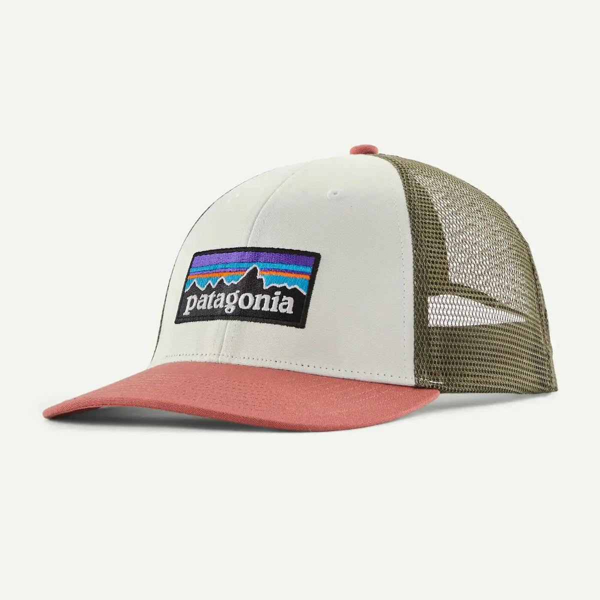 Patagonia P-6 Logo LoPro Trucker Hat – White with Redtail Rust - BIRCH WHITE