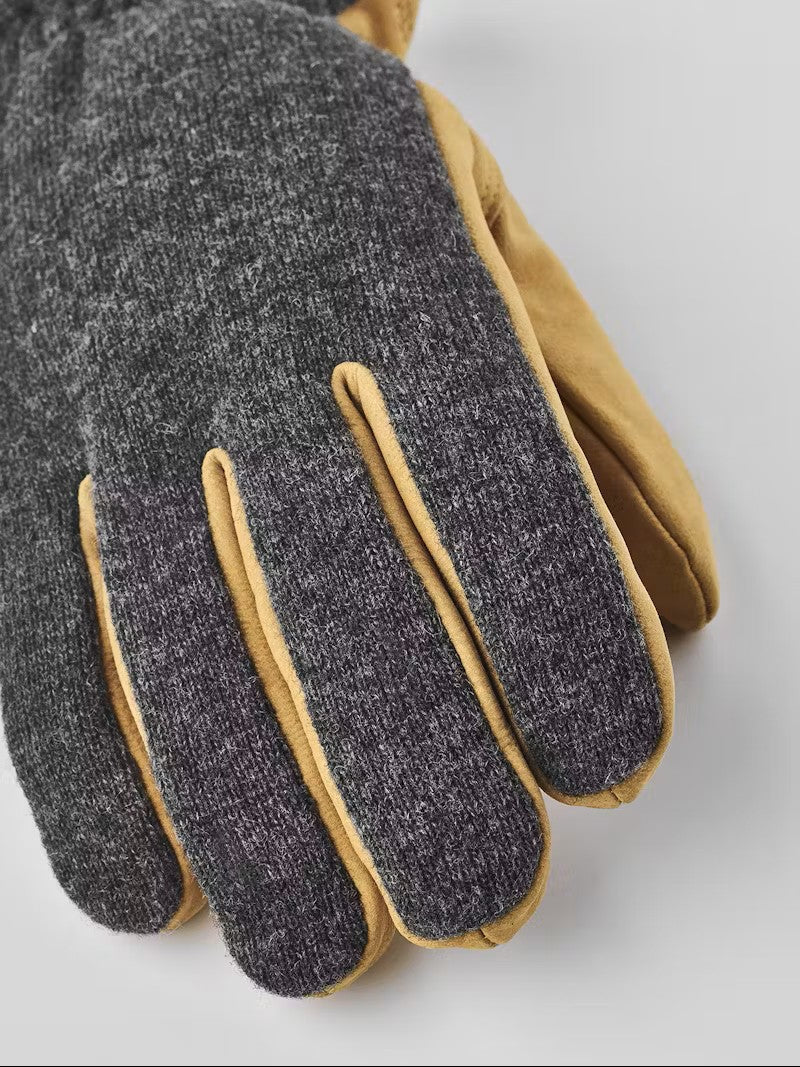 Hestra Noah Glove – Charcoal/Tan