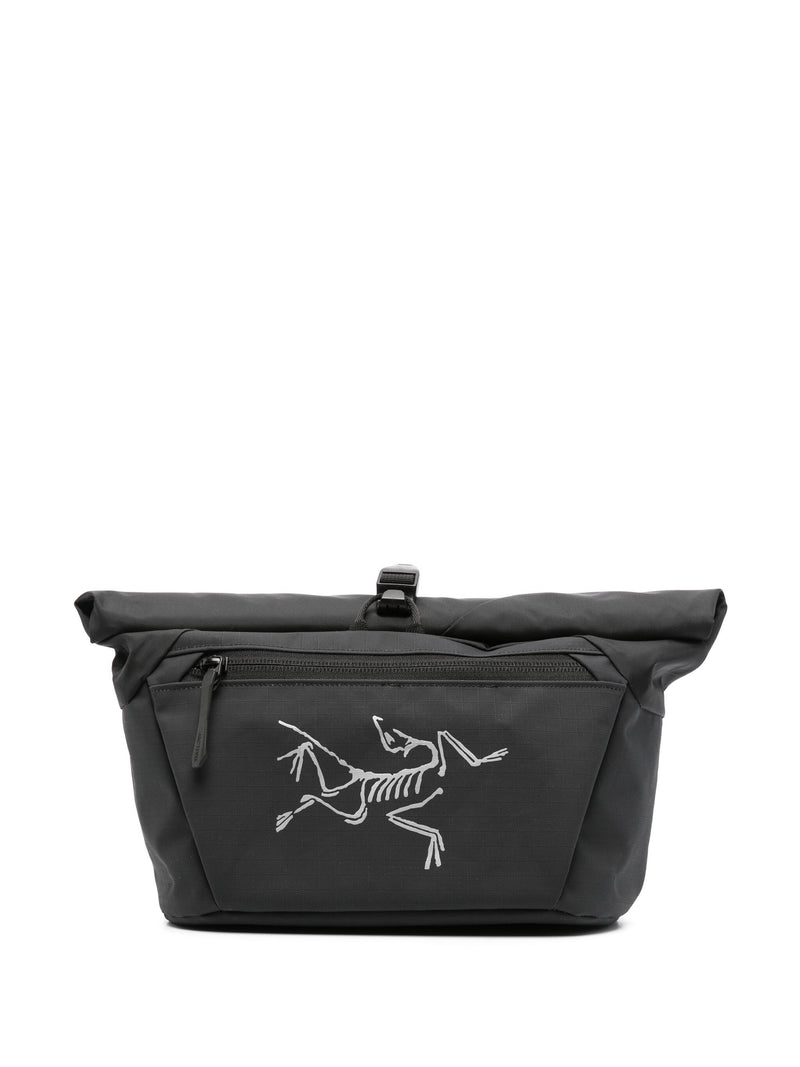 Arc'teryx Ion Chalk Bucket | Durable Black Climbing Chalk Holder with Convenient Storage