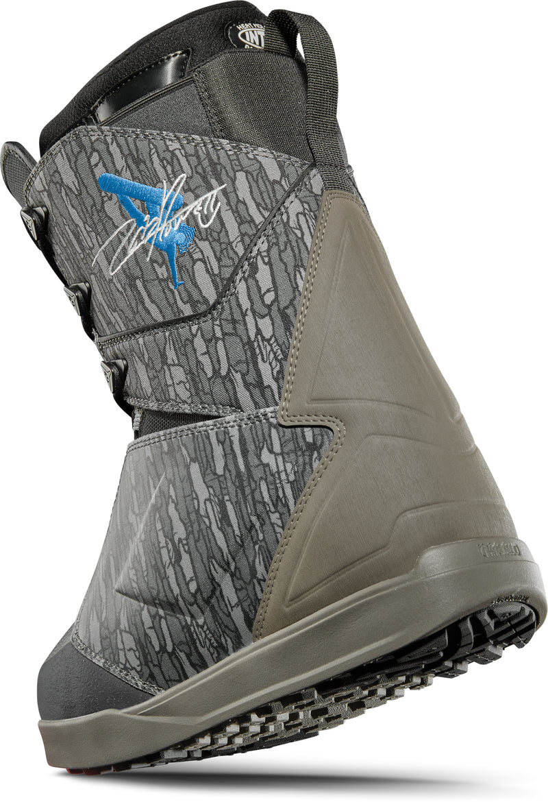 Thirty-Two Lashed Powell Snowboard Boots - Men's | Experience the Lashed: Reliable Fit, Medium Flex, and Performance Rubber Outsole