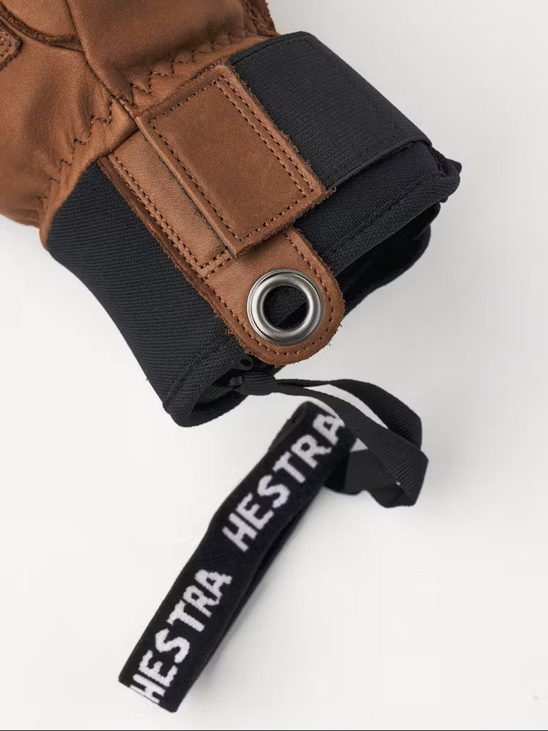 Hestra Fall Line Glove – Brown, detail of the cuff and wrist leash