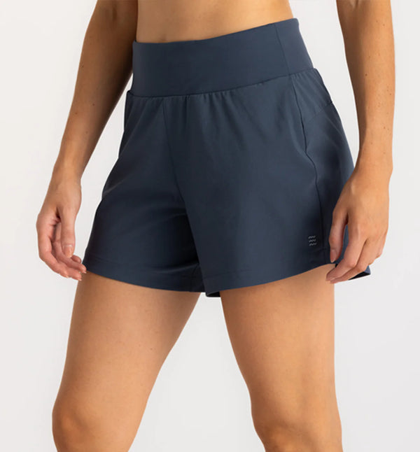 Free Fly Women's Bamboo-Lined Active Breeze 5in Shorts