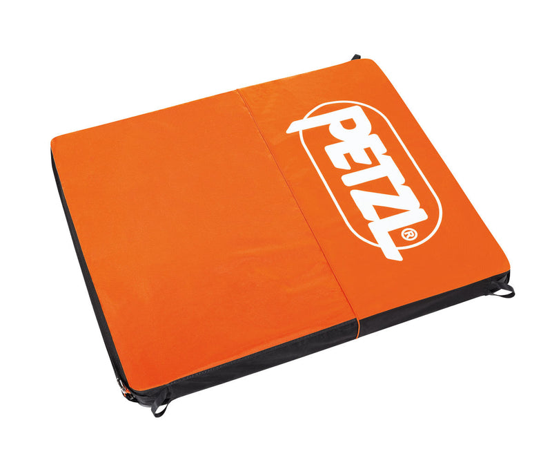 Petzl Alto Crashpad for Bouldering | Durable, Compact Crashpad with Advanced Cushioning and Convenient Carrying System