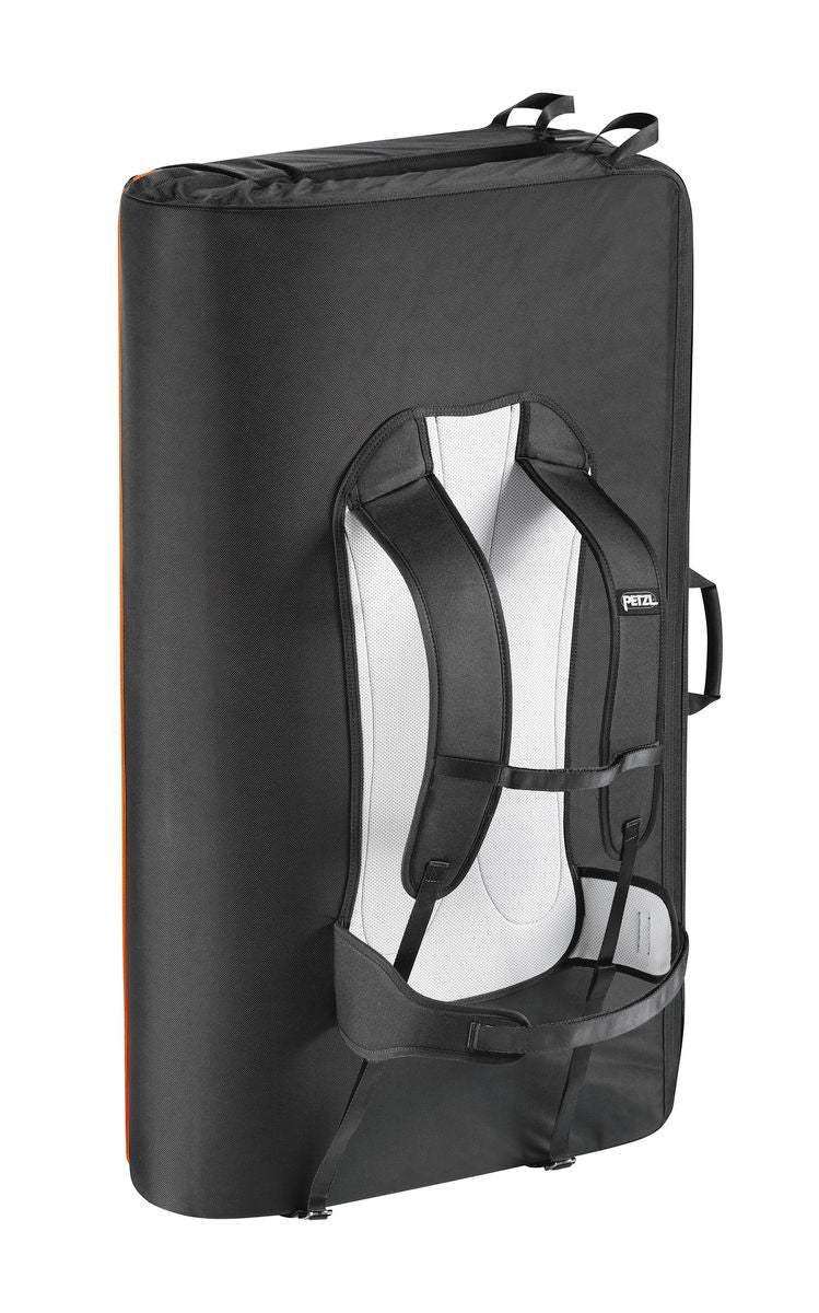 Petzl Alto Crashpad for Bouldering | Durable, Compact Crashpad with Advanced Cushioning and Convenient Carrying System
