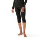 Smartwool Women's Classic Thermal Merino Base Layer 3/4 Bottom | Stay Warm and Comfortable: The Ideal Base Layer for Skiing Adventures