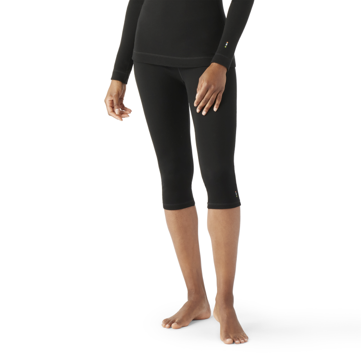 Smartwool Women's Classic Thermal Merino Base Layer 3/4 Bottom | Stay Warm and Comfortable: The Ideal Base Layer for Skiing Adventures