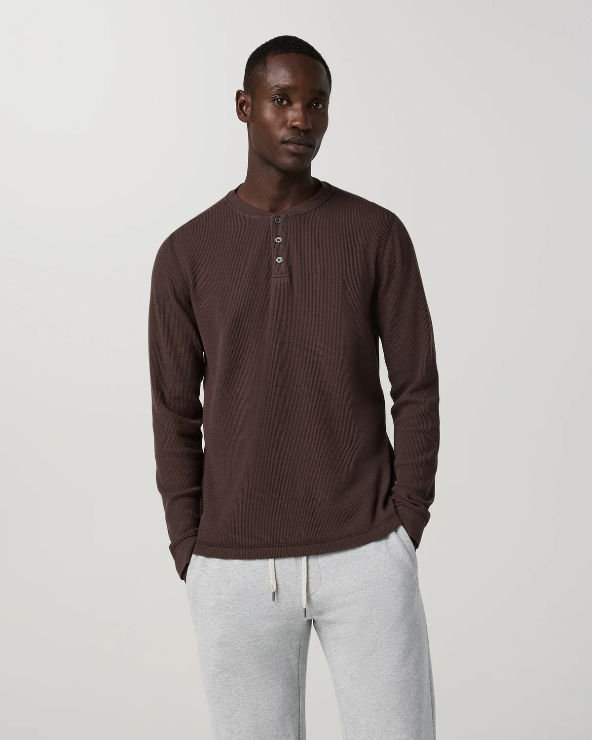 Vuori Waffle Henley Men’s in French Roast – on model