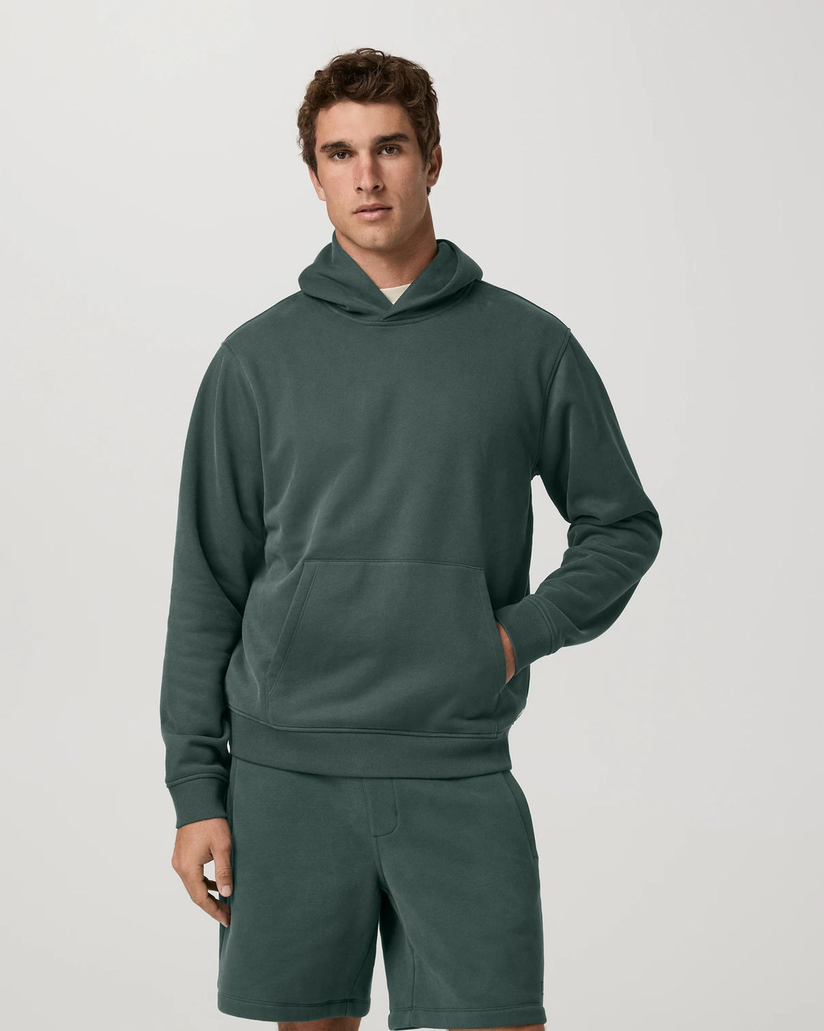 Vuori Seaside Pullover Hoodie 2.0 Men’s in Hemlock – on model