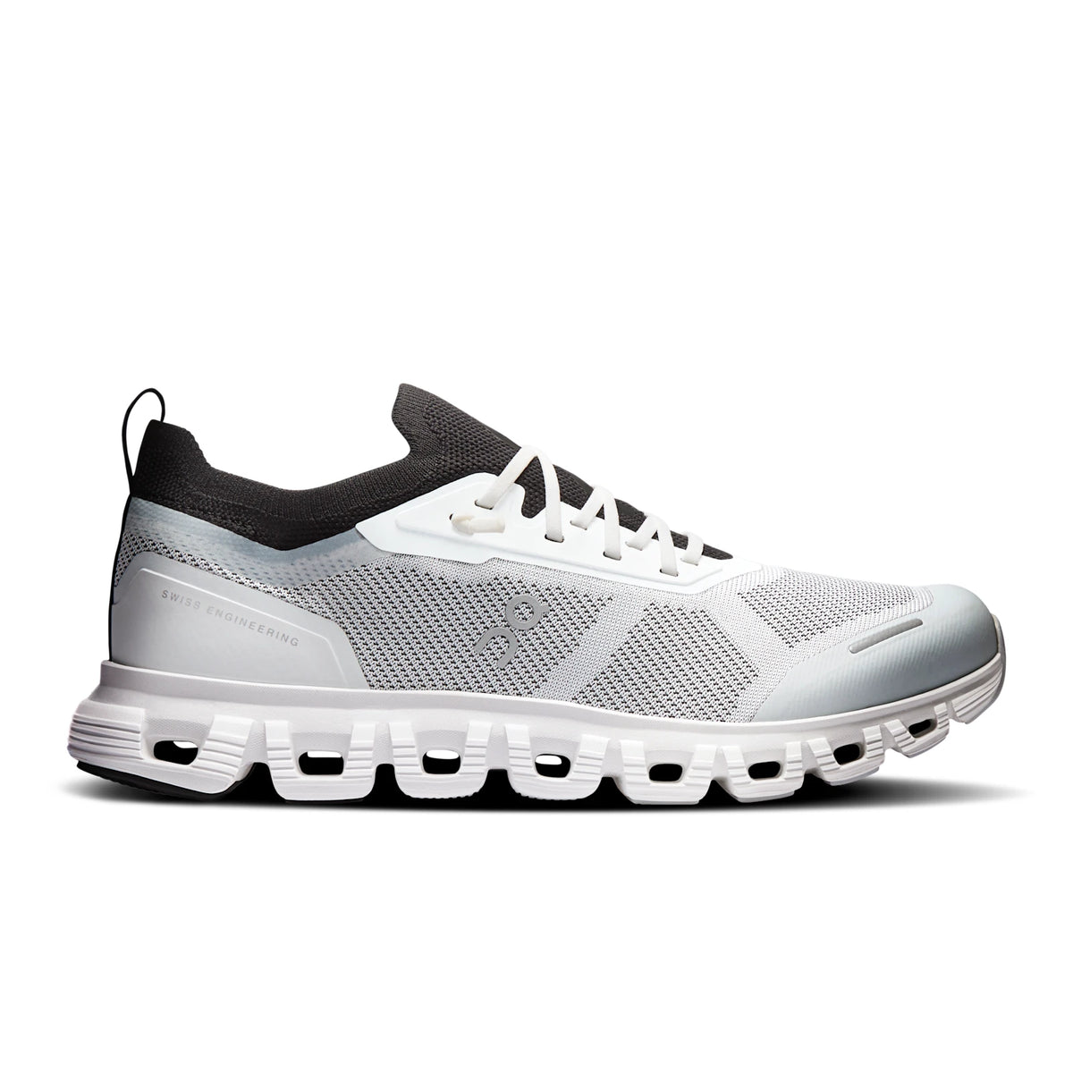 On Cloud 6 Versa Women's - White/Black