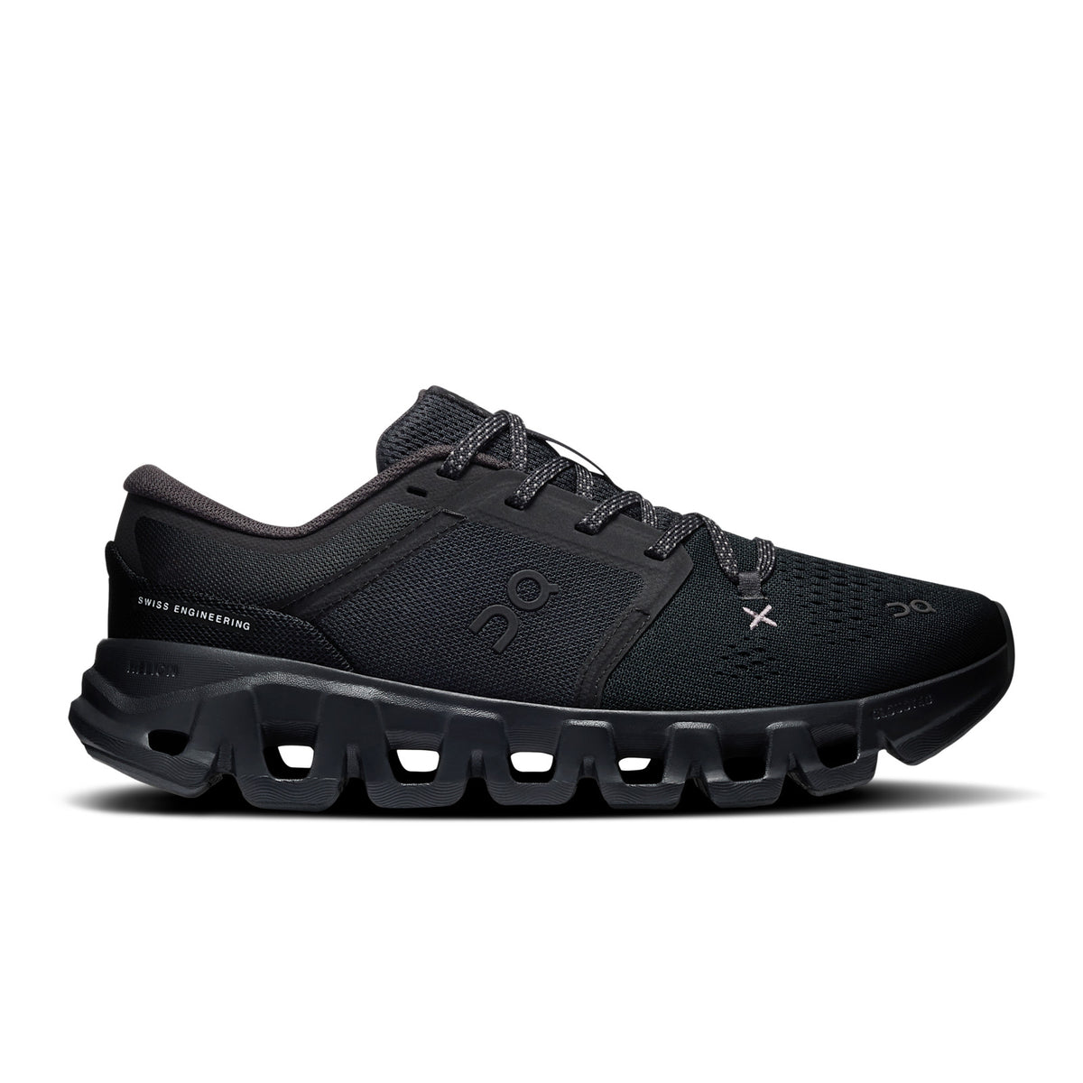 On Cloud X 5 Women's shoe in Black / Black