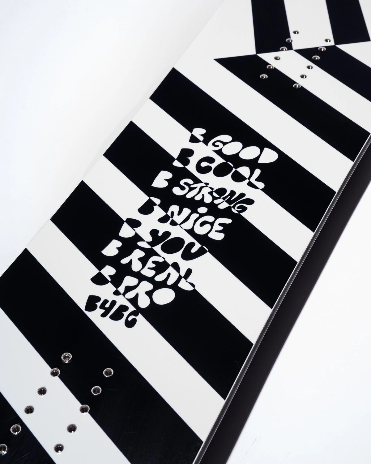 GNU Barrett Snowboard 2027 - detail