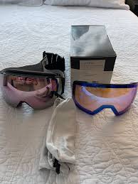 USED Smith I/O MAG Snow Goggle - Everglade | ChromaPop Everyday Rose Gold Mirror + Extra Lens