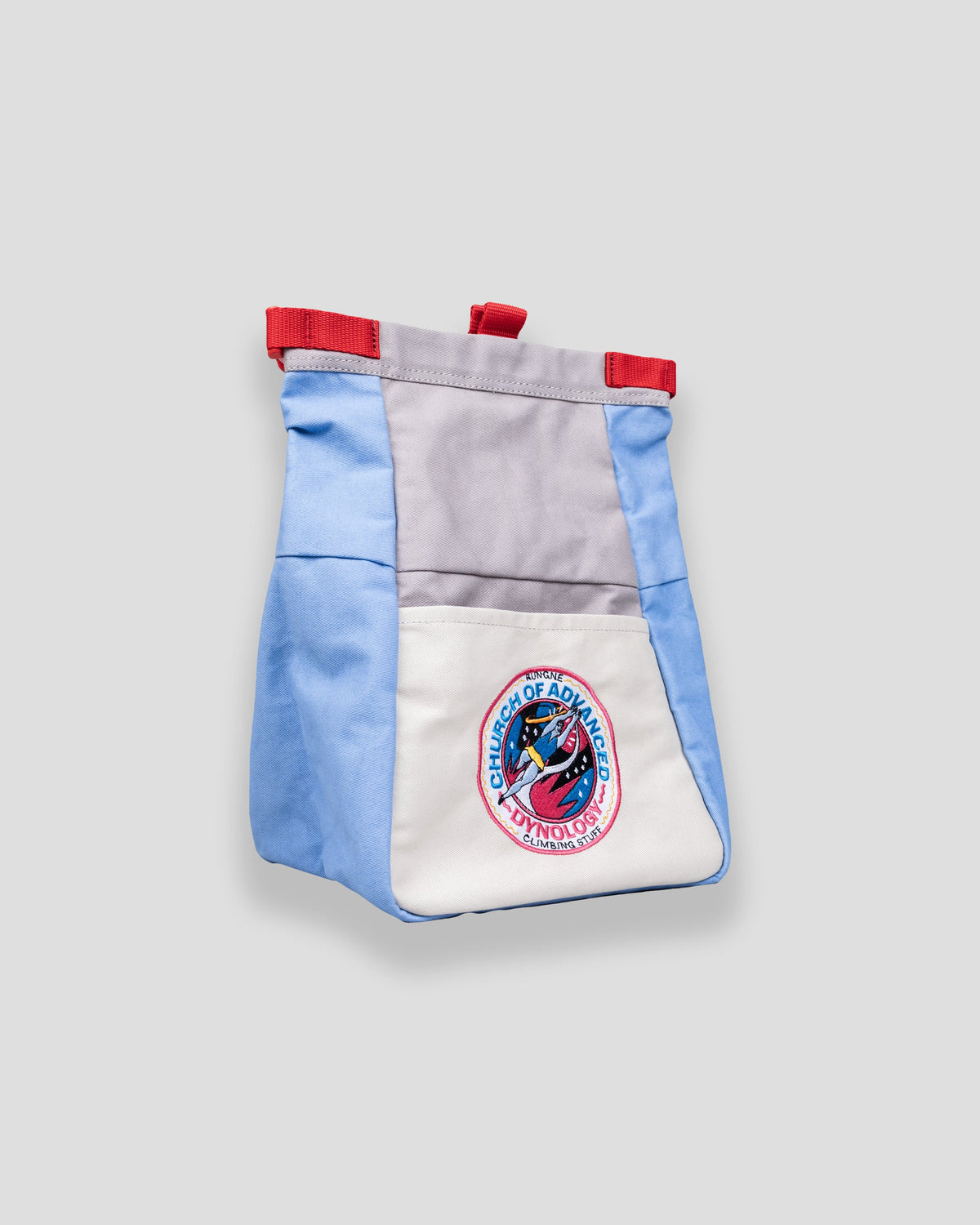 Rungne Dynology climbing chalk bucket, front angled view