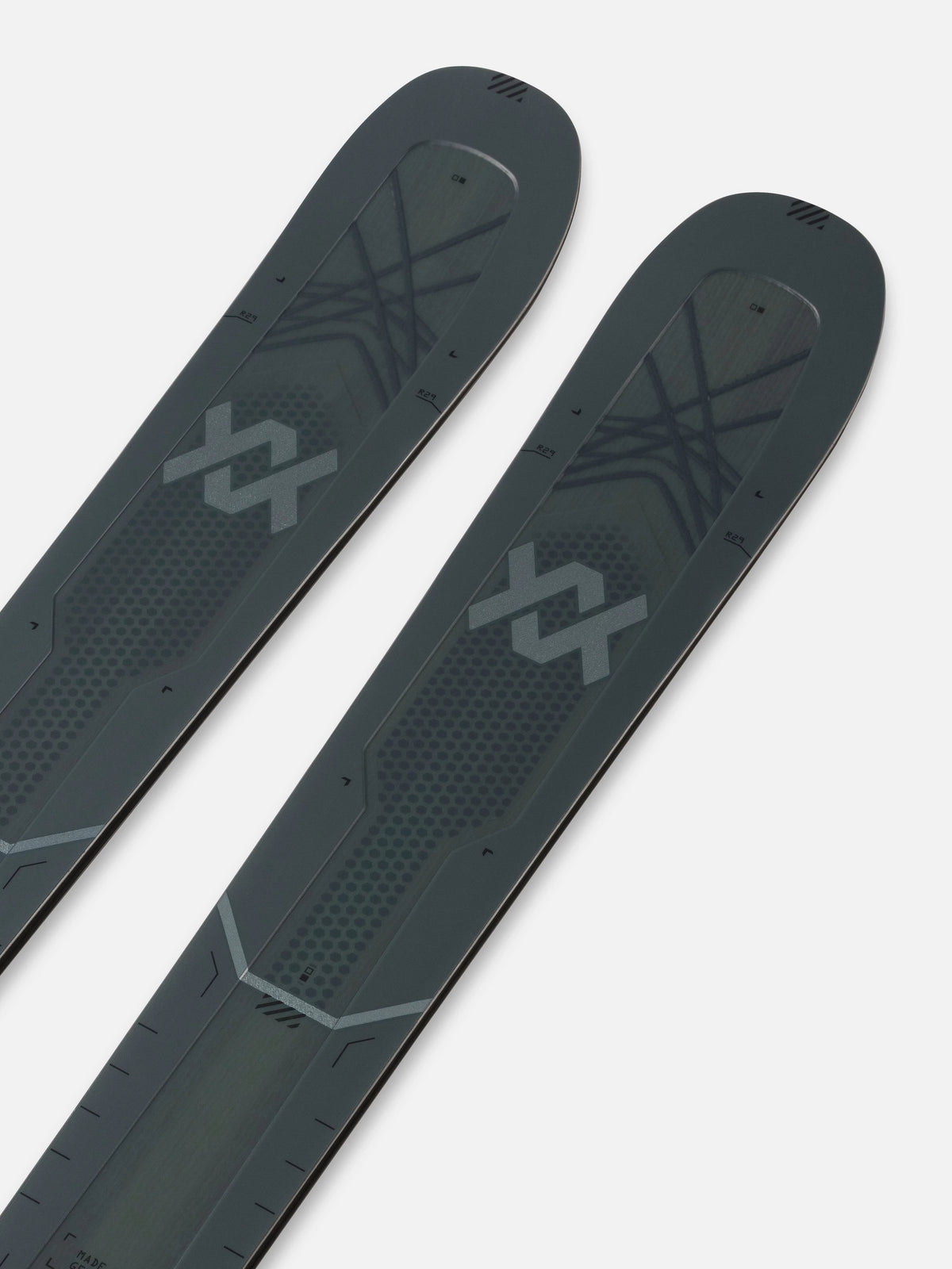 Volkl Mantra 84 Skis 2027 tip and tail detail